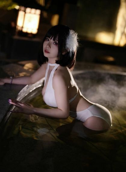 午夜精品剧场_超清超清免费观看