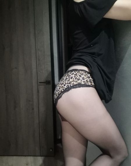 亚洲嗷嗷叫自拍播放一区_高清在线观看电视